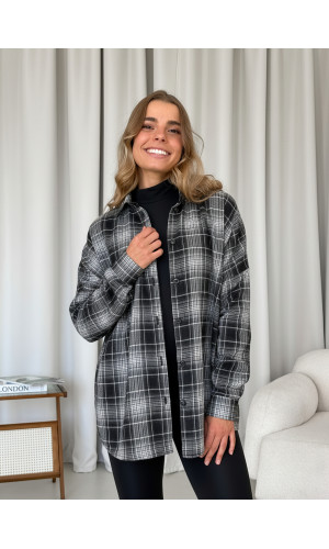 Вільна м'яка байкова сорочка – осінній must have. Прикриває стегна.