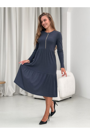 Сукня в рубчик з вільними стегнами, не обтягує.