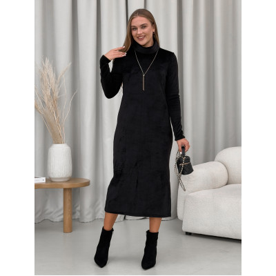 Довга тепла сукня з велюрового рубчика на флісі. Сукня з довгим рукавом та бічним розрізом, не обтягує та приховує недоліки фігури.