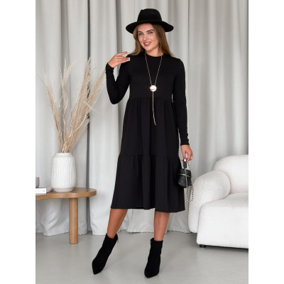 Тепла сукня з вільними стегнами в рубчик на флісі. Сукня не обтягує, приховує недоліки фігури.