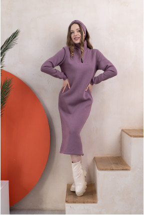 Тепла сукня на флісі на застібці з манжетами лавандового кольору