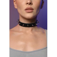 Чокер вузький жіночий з шипами 601
