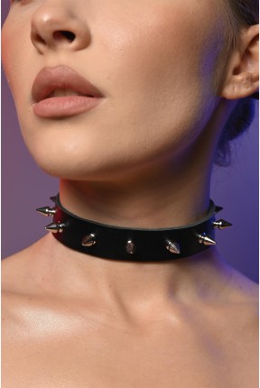 Чокер жіночий з шипами 601