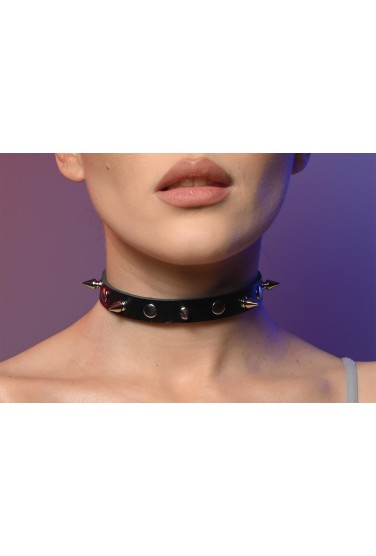 Чокер жіночий з шипами 617