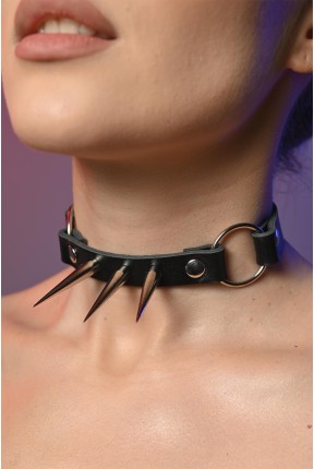Чокер жіночий з шипами 618