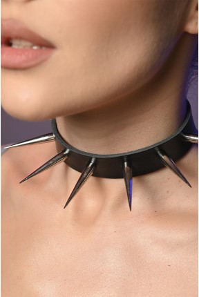 Чокер жіночий з шипами 621