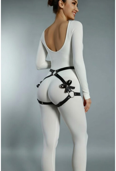 Женская портупея на бедра и ягодицы с бантиками 95