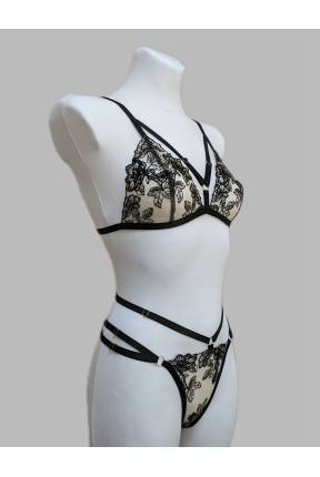 Комплект мереживної билизни з вишивкою квітами 2033